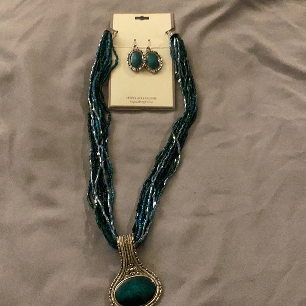 Wal-mart Necklace/earring